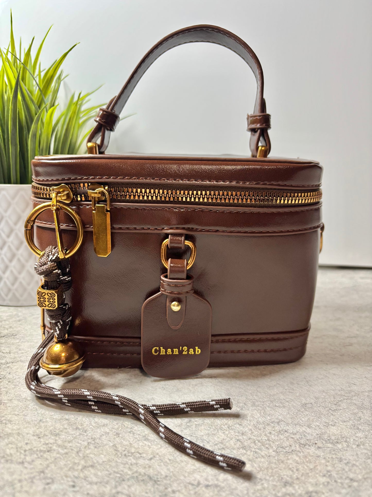 Cube Chic Bag