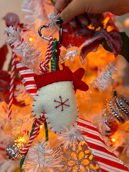 Cozy Glove Charm – Detalles que abrigan el corazón