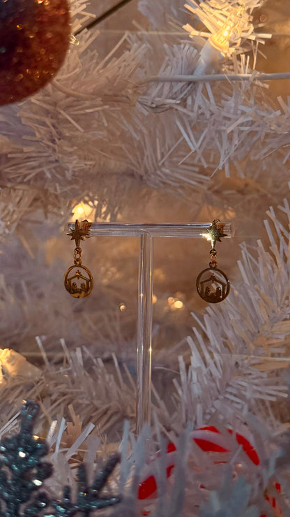 Holy Star Earrings – Pequeñas, doradas y llenas de significado