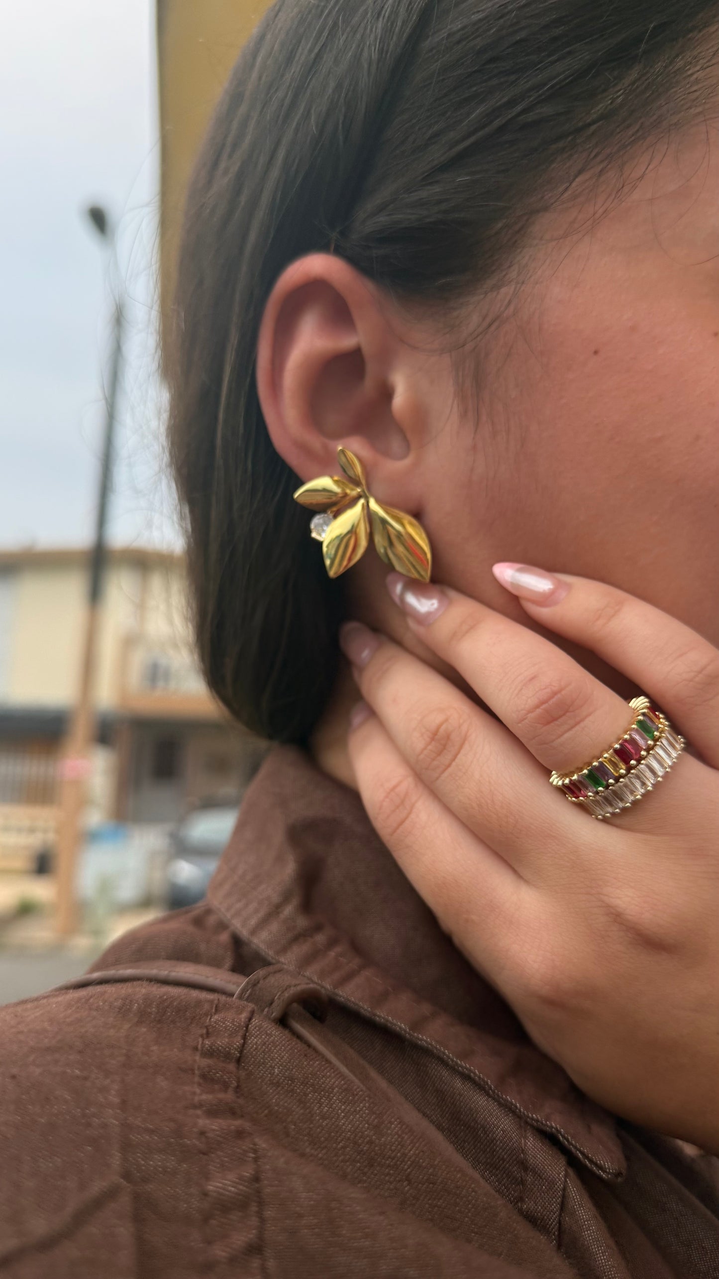 Golden Girl – Brilla con actitud dorada