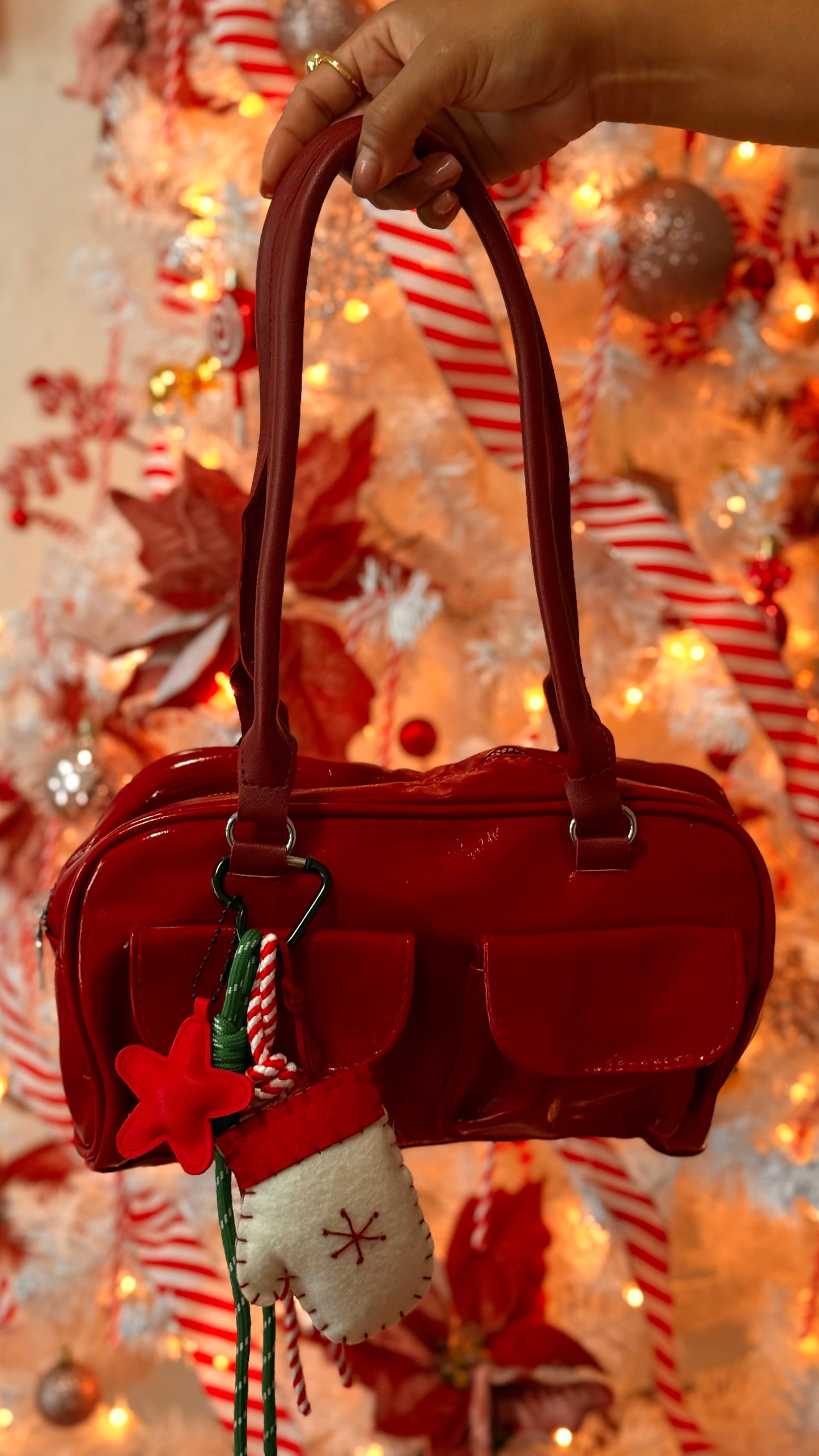 Cozy Glove Charm – Detalles que abrigan el corazón