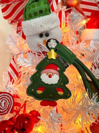 1. Santa Cutie Charm – La magia comienza contigo