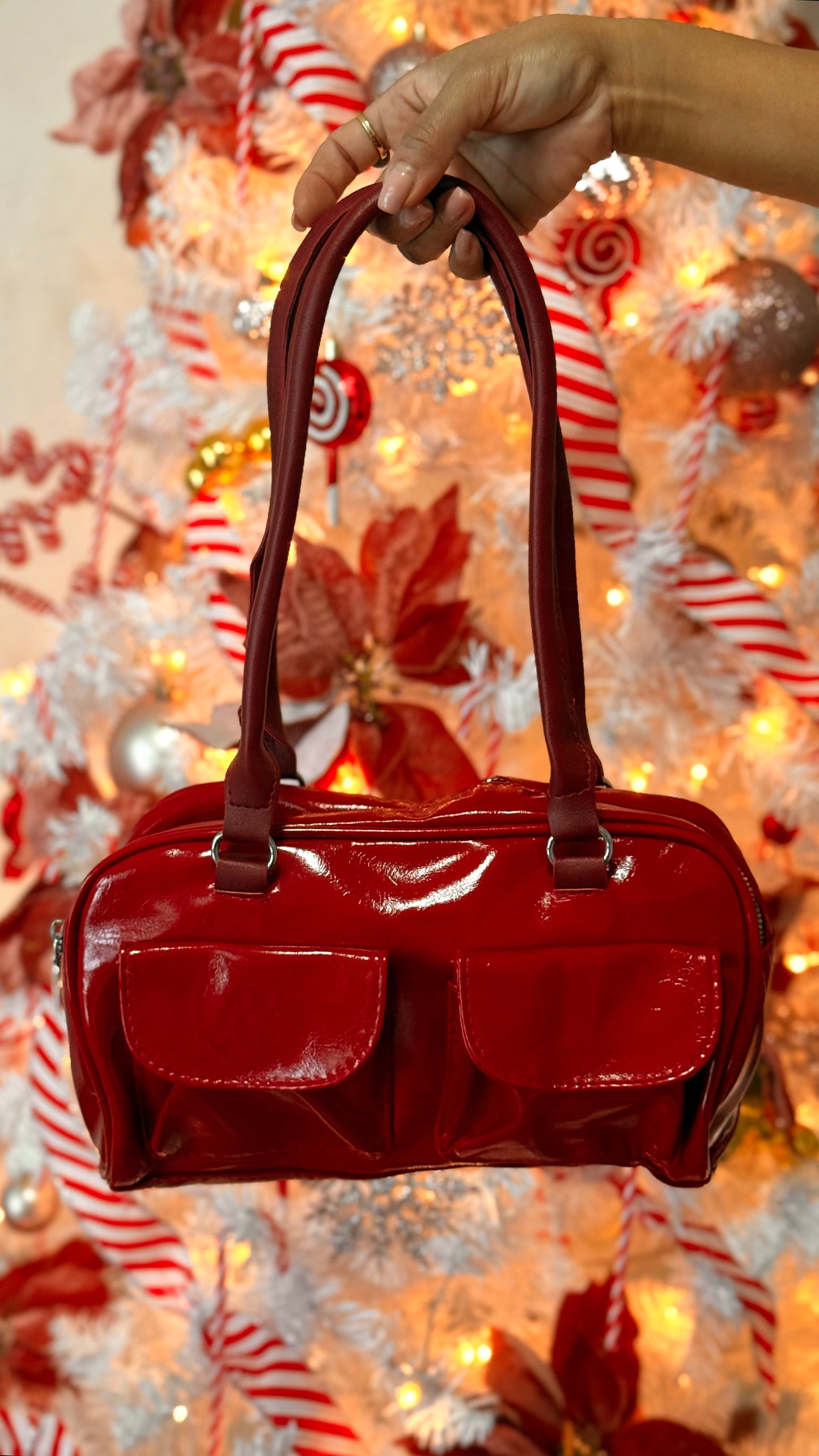 Ruby Charm Bag – Brilla sin pedir permiso