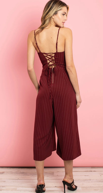 RED ROMPER - ROMPER DE PANTALON ANCHO COLOR VINO CON ESCOTE EN ESPALDA