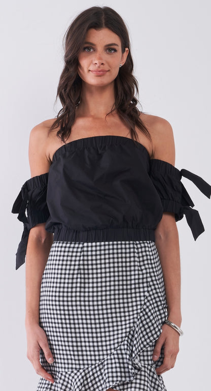 BLACK TOP - CAMISA NEGRA TIPO TIBO CON LAZOS EN MANGA