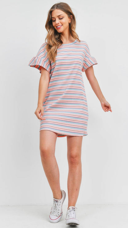 BLUSH DRESS - TRAJE CORTO DE RAYAS CON MANGA CON VOLANTE